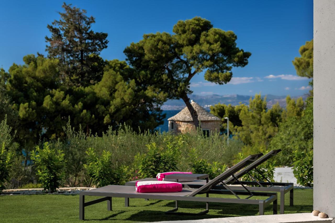Villa Petra Sutivan Exterior photo